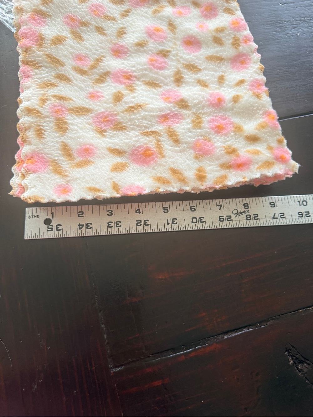Multifunctional NIP (8) tulip
cleaning/make up
Removal cloths. Luxe feeling. - Picture 5 of 6